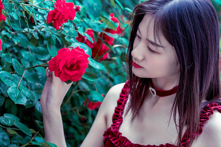 山西升级发布高温红色预警 局部超42℃